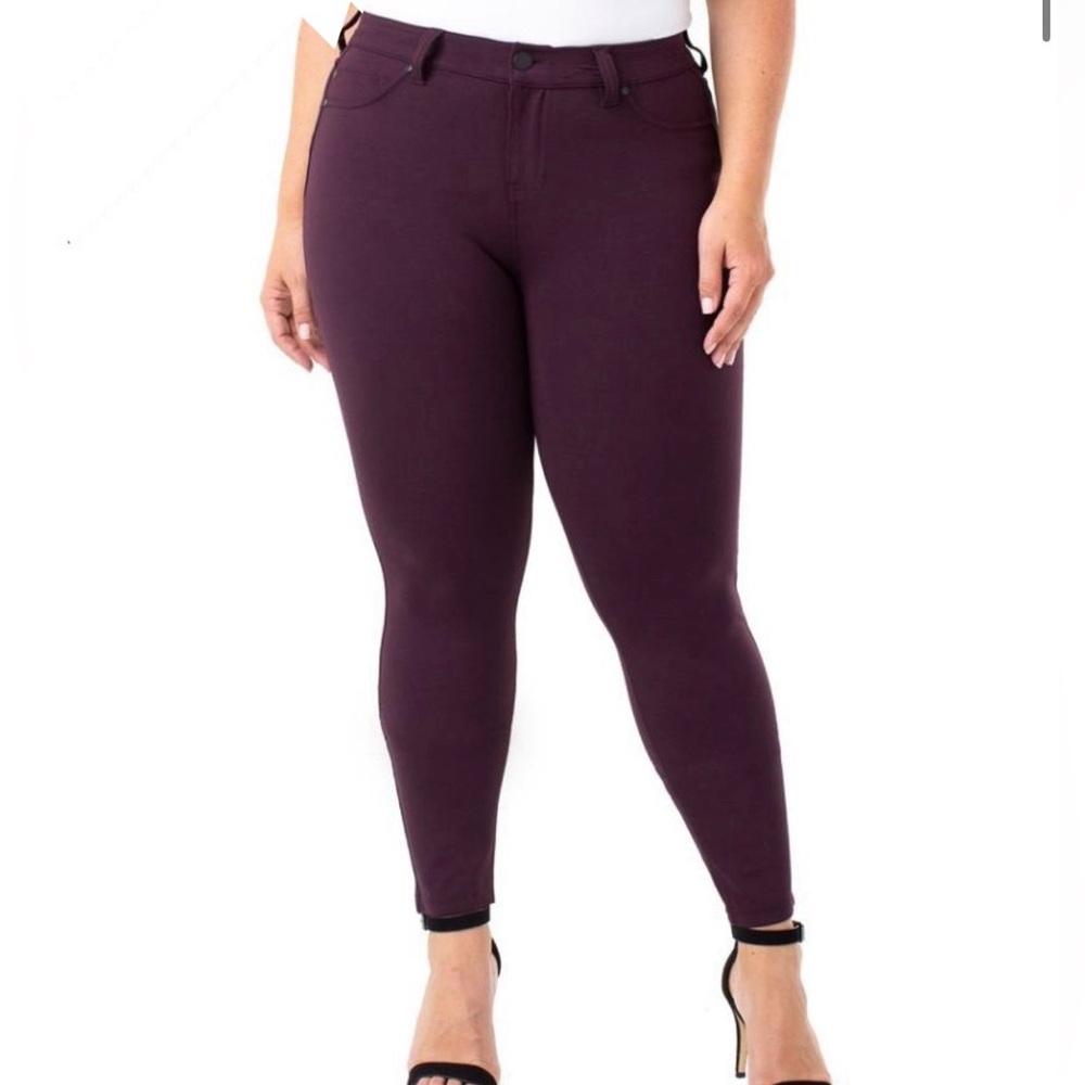 Liverpool Madonna Legging in Aubergine